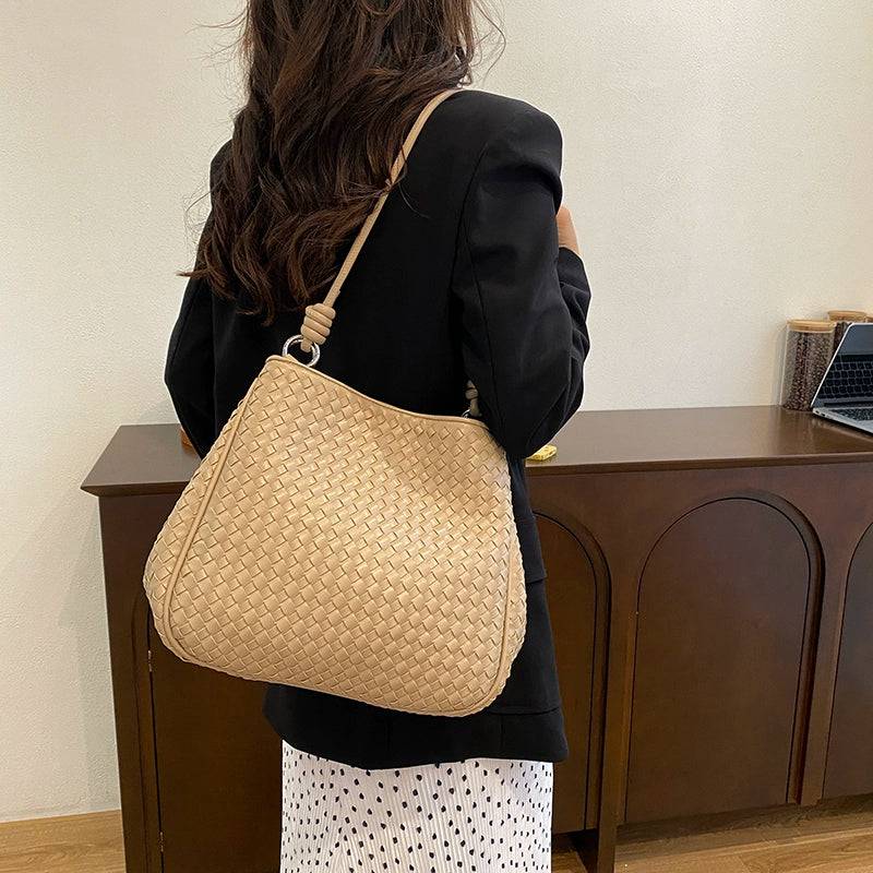Pearl Weave Shoulder
