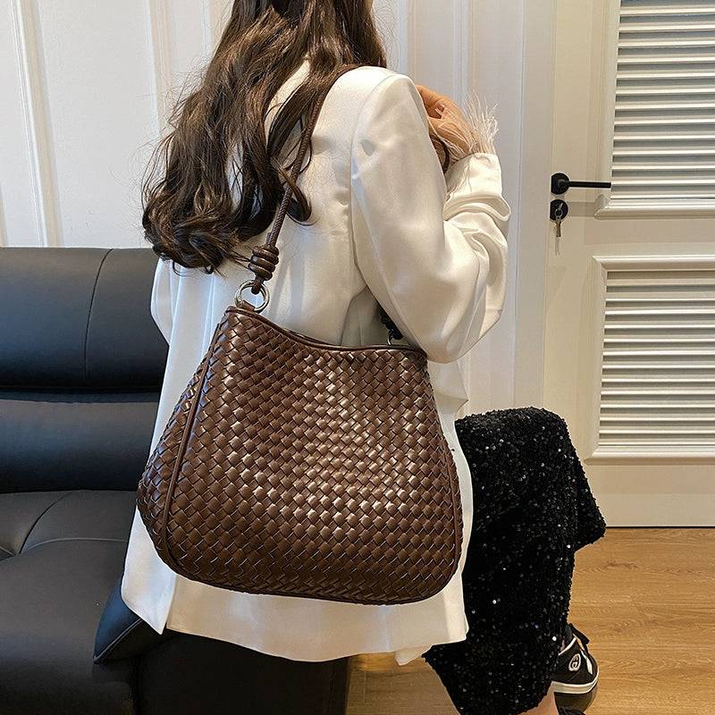 Pearl Weave Shoulder
